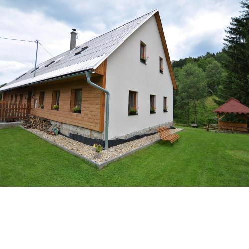 holiday home with sauna and billiards ski slope
