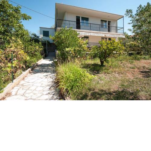Holiday home Zlarin 1