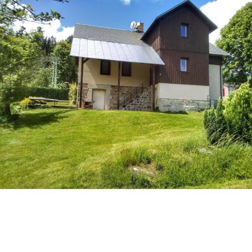 Holiday Home Zlatá Olešnice 122 by Interhome