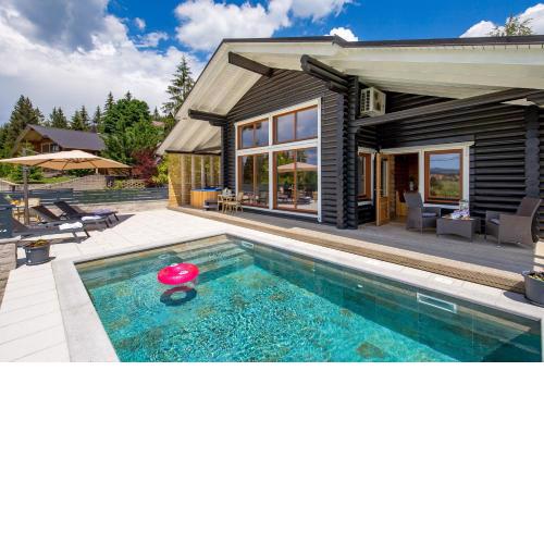 Holiday House Abies
