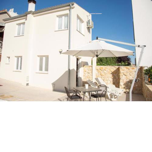 Holiday house by the sea VIGO