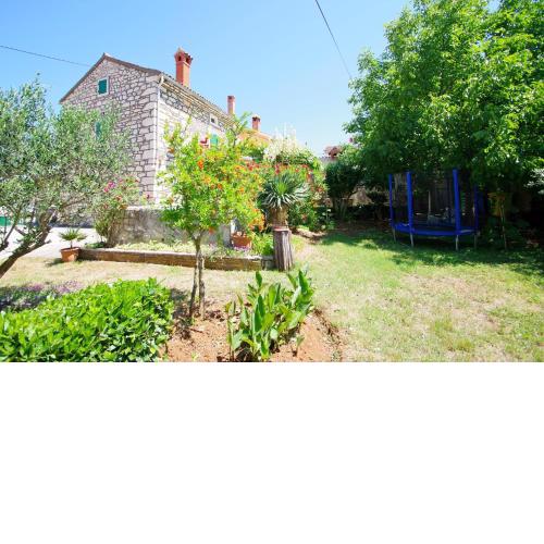 Holiday house in village Rakalj
