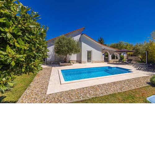 Holiday house KAI with private pool