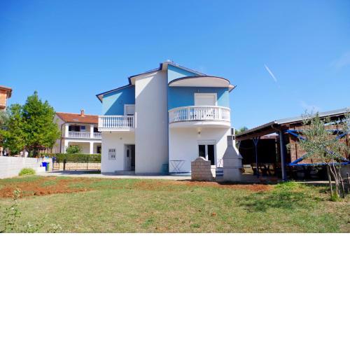 Holiday house Kazali, Medulin