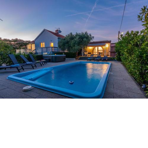 HOLIDAY HOUSE LAVANDA