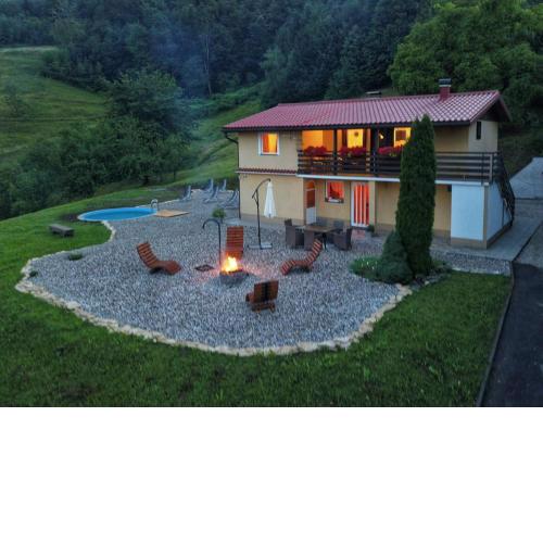 Holiday House Nika