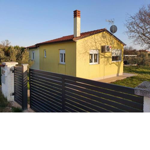 Holiday House Romi