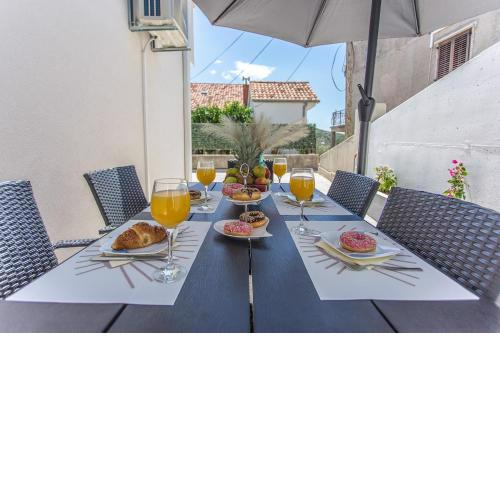 Holiday House Sea La Vie