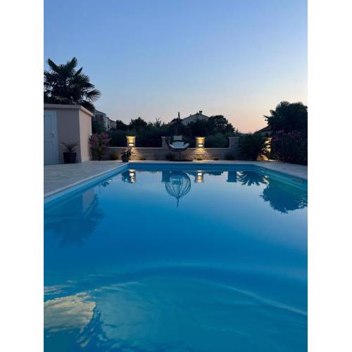 Holiday House Serenity