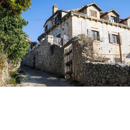 Holiday house with a parking space Bobovisca, Brac - 11435