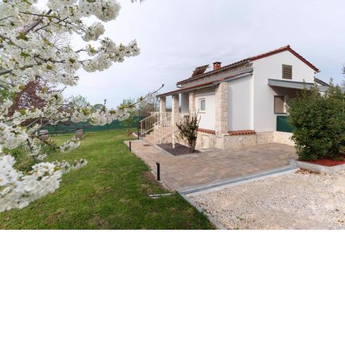 Holiday house with a parking space Rovinj - 21976