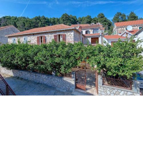 Holiday house with a parking space Svirce, Hvar - 17682