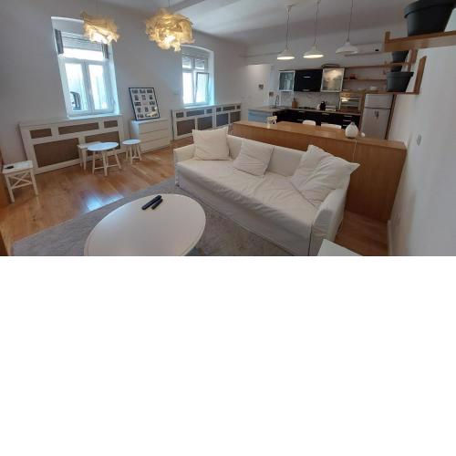 Home S