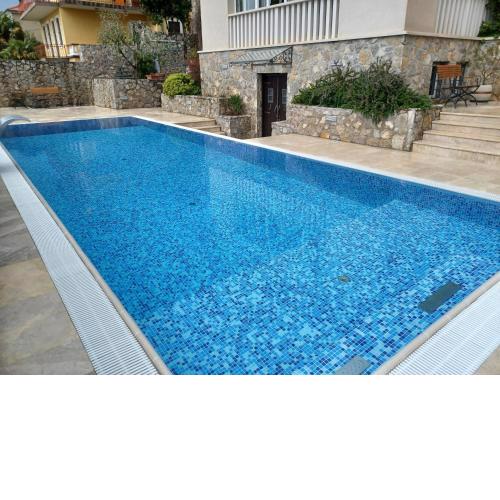 Hotel Abalone