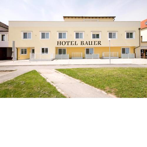 Hotel Bauer