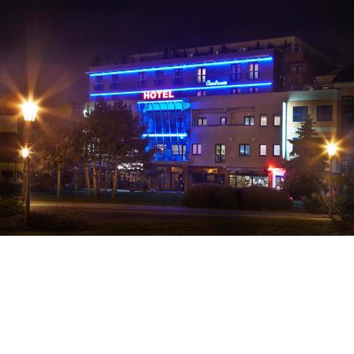 HOTEL CENTRUM with free parking