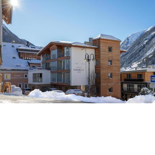 Hotel Charly