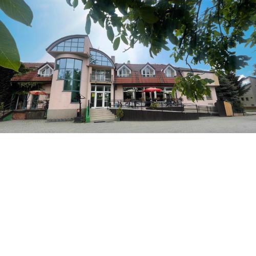 Hotel COLCHI
