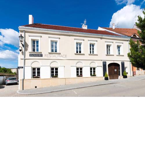 Hotel Desatero