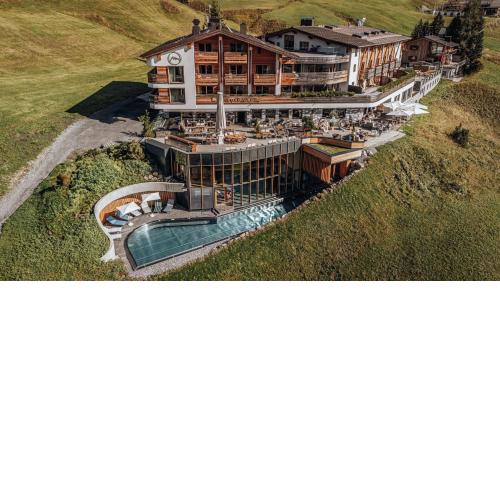 Hotel Goldener Berg