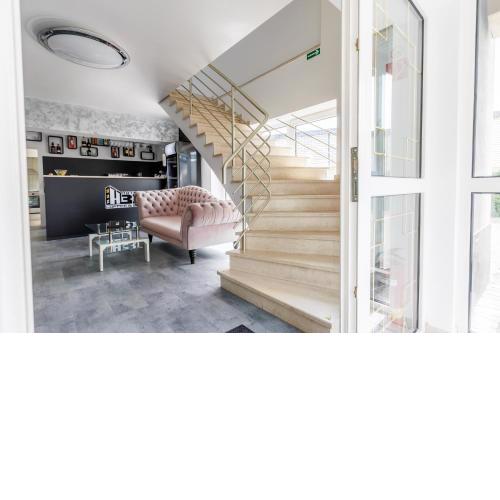 Hotel H33
