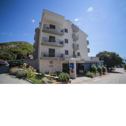 Hotel Ivando