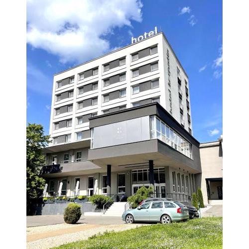 Hotel Karpatia