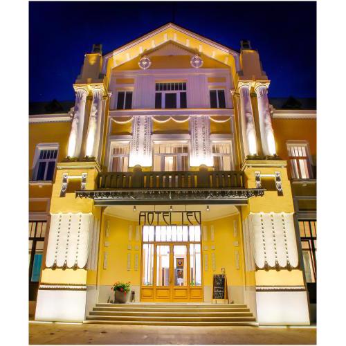Hotel Lev