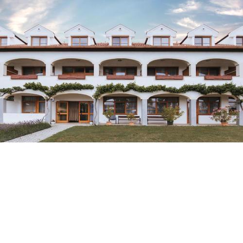 Hotel Mörbischerhof