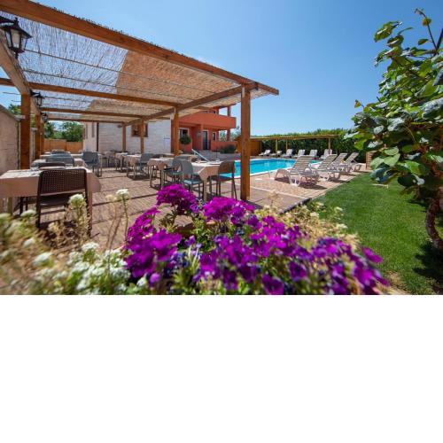 Hotel Natura Vilanija