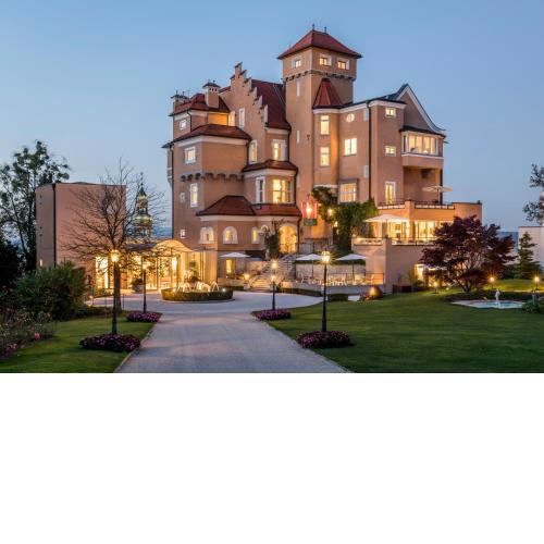 Hotel Schloss Mönchstein