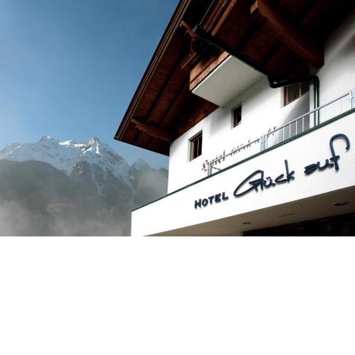 Hotel & Suites Glück Auf