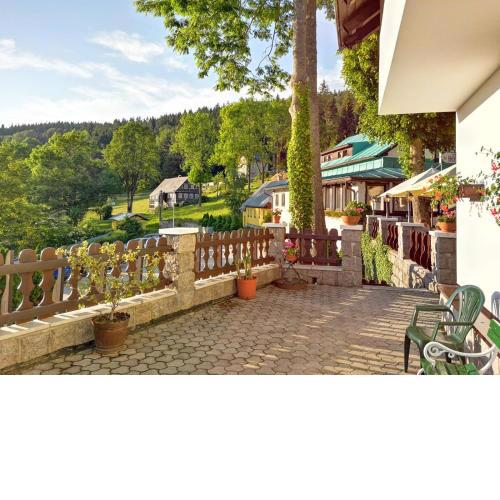 Hotel v Nebi