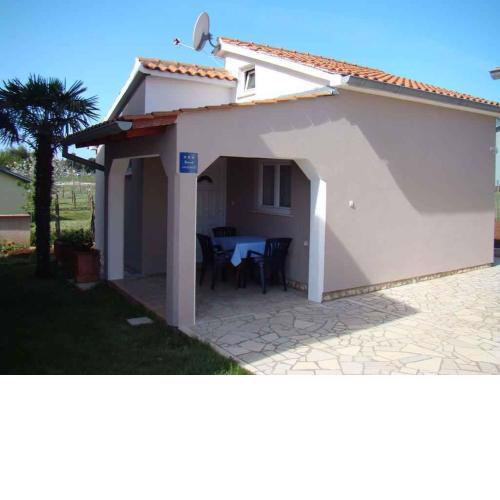 House and Apt. in Pula/Istrien 27345