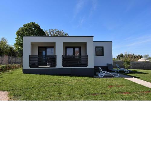 House Aria