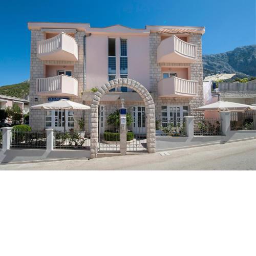 House Bacak - Apartment & Wellness-Studio