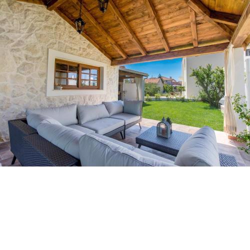 House for Rent Leila