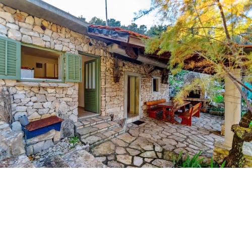 House Hidden Bay