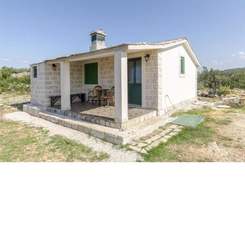 House Lucica