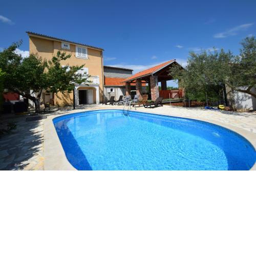 House Mekotica