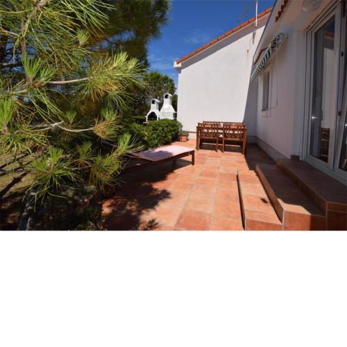 House Movica