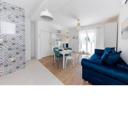 House Niko with 6 apartments and free parking on site