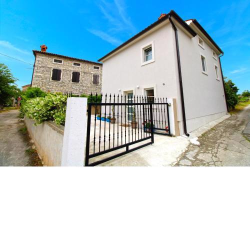 House Rakalj 2164