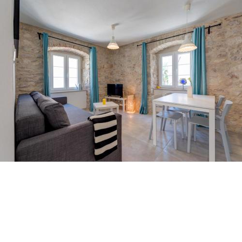 House Riva