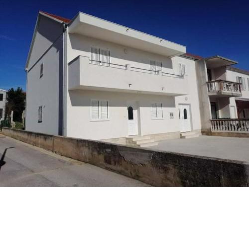 House Sain Tribunj