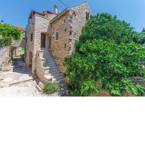 House Stone house island Prvic