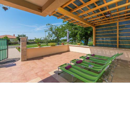 House ULIKA
