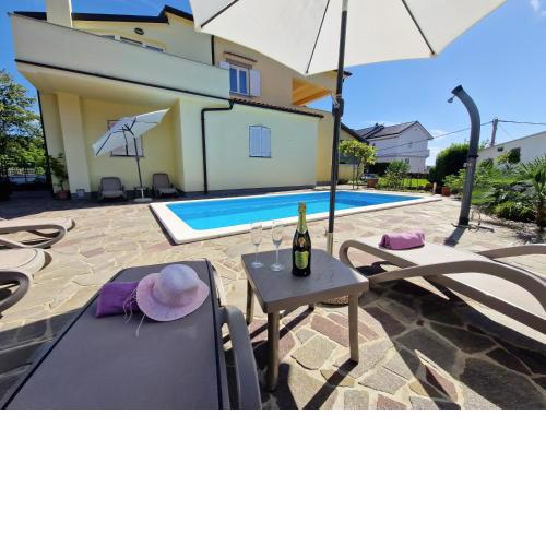 House Vertel