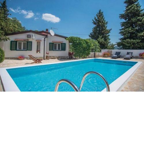 House Villa Tone