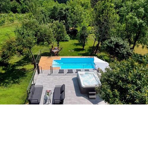 House with hot tub, sauna and swimming pool near Zagreb